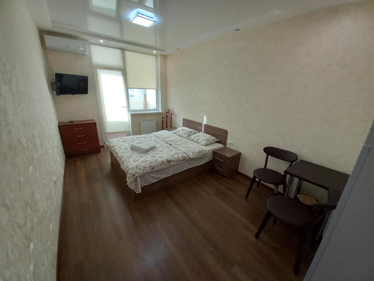 Smart Apartments Drahomanova 2А Киев Экстерьер фото