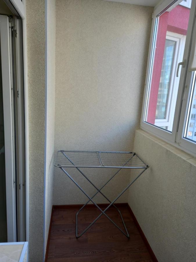 Smart Apartments Drahomanova 2А Киев Экстерьер фото