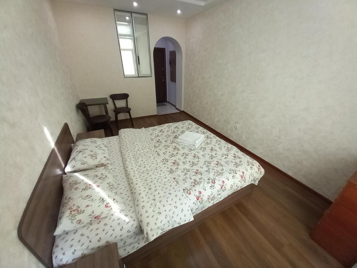 Smart Apartments Drahomanova 2А Киев Экстерьер фото