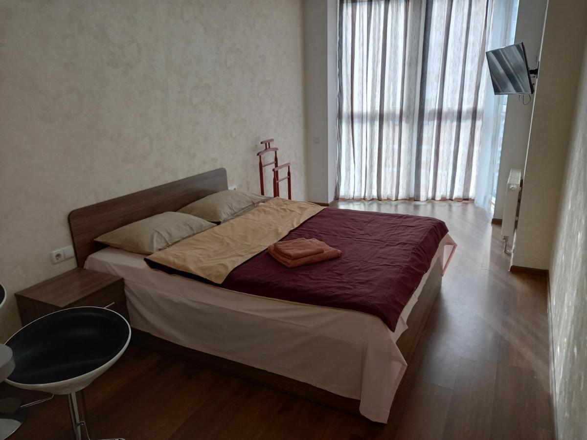 Smart Apartments Drahomanova Киев Экстерьер фото